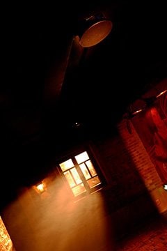 “不眠之夜”在上海上演，采用凯发k8国际商用安装系统